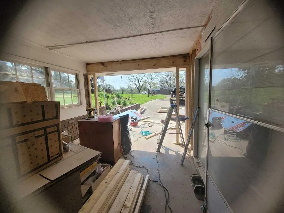 Air movers and dehumidifier for Drying & Dehumidification in Woodbury